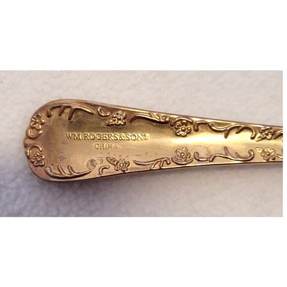 Vtg Wm Rogers Golden Enchanted Rose Flatware Silverware Electroplated 22 Pieces - Picture 11 of 11